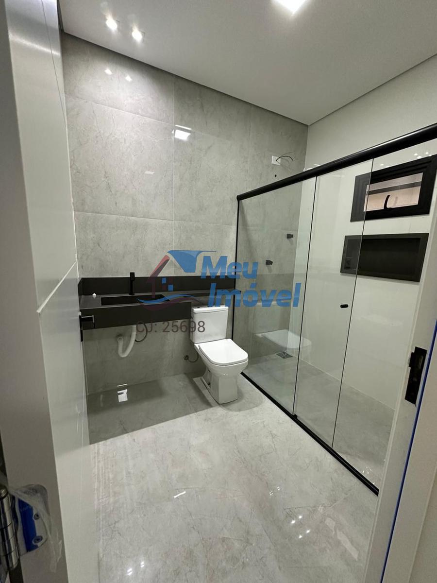 Casa em Condomínio, Setor Habitacional Vicente Pires, 4 Quartos, 4 Vagas, 3 Suítes