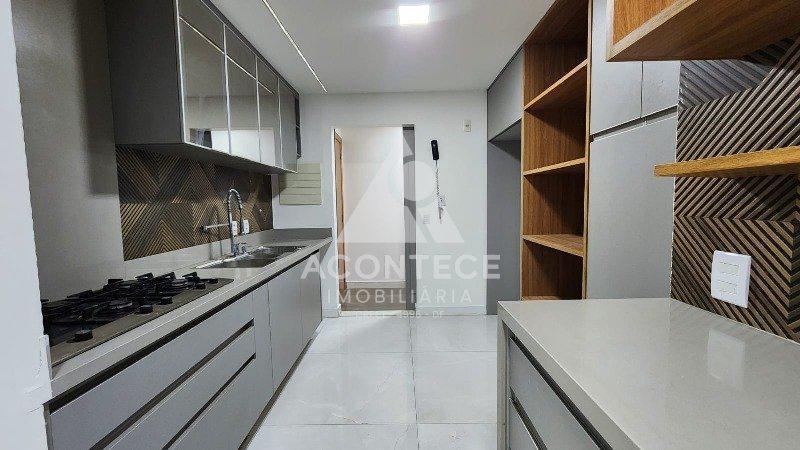 Apartamento, Zona Industrial, 4 Quartos, 1 Suíte