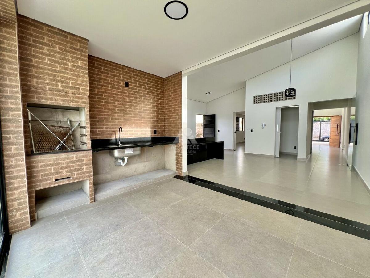 Casa, Granja do Torto, 3 Quartos, 4 Vagas, 1 Suíte