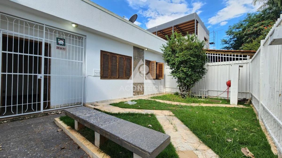 Casa, Asa Sul, 3 Quartos, 2 Vagas, 3 Suítes