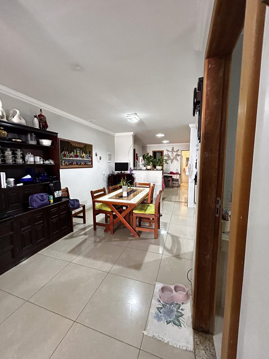 Casa, Núcleo Bandeirante, 4 Quartos, 2 Vagas, 1 Suíte