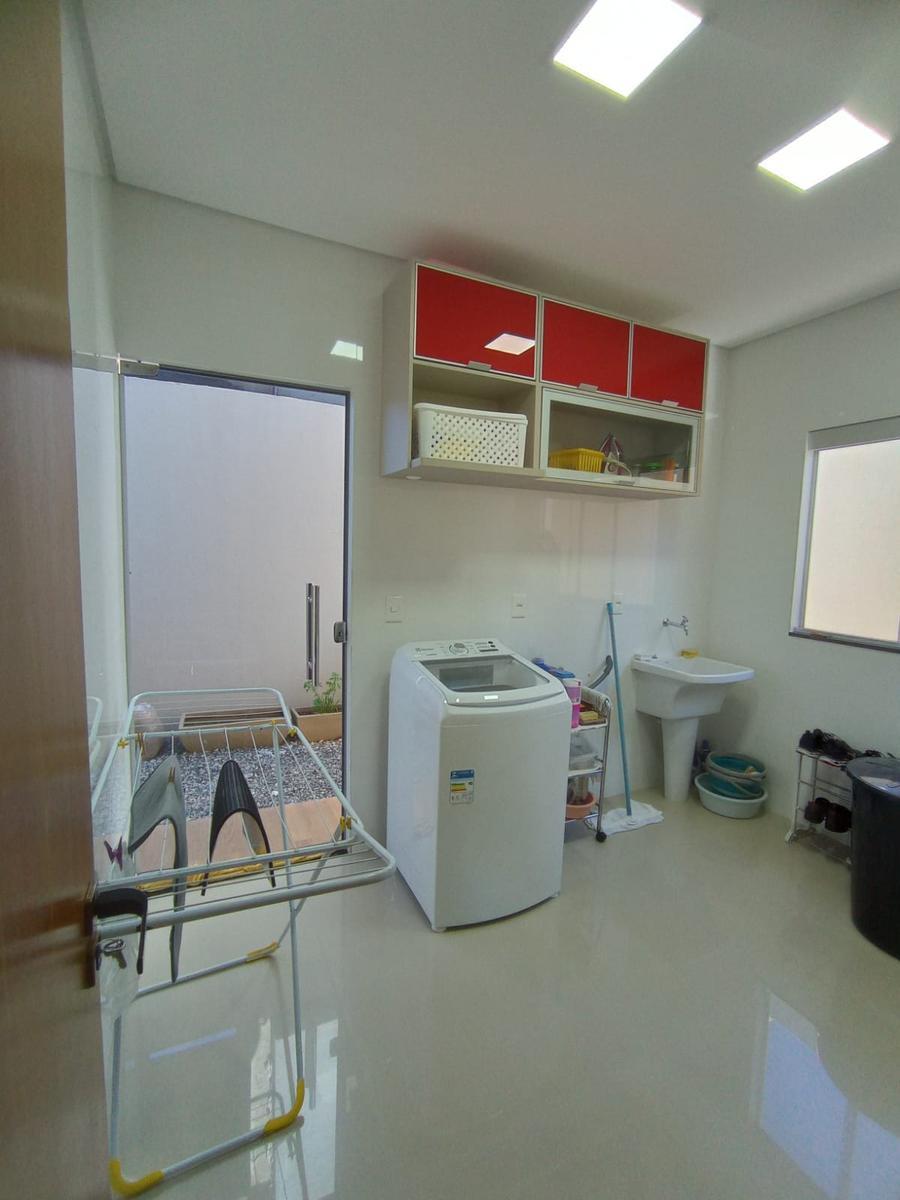 Casa em Condomínio, Brasília/Plano Piloto, 3 Quartos, 4 Vagas, 2 Suítes