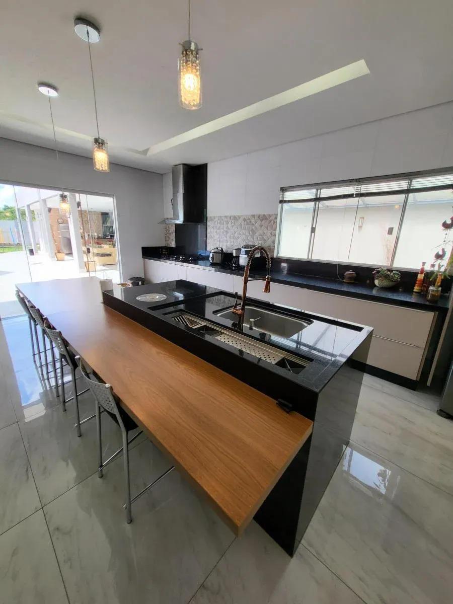 Casa em Condomínio, Setor Habitacional Vicente Pires, 4 Quartos, 5 Vagas, 4 Suítes