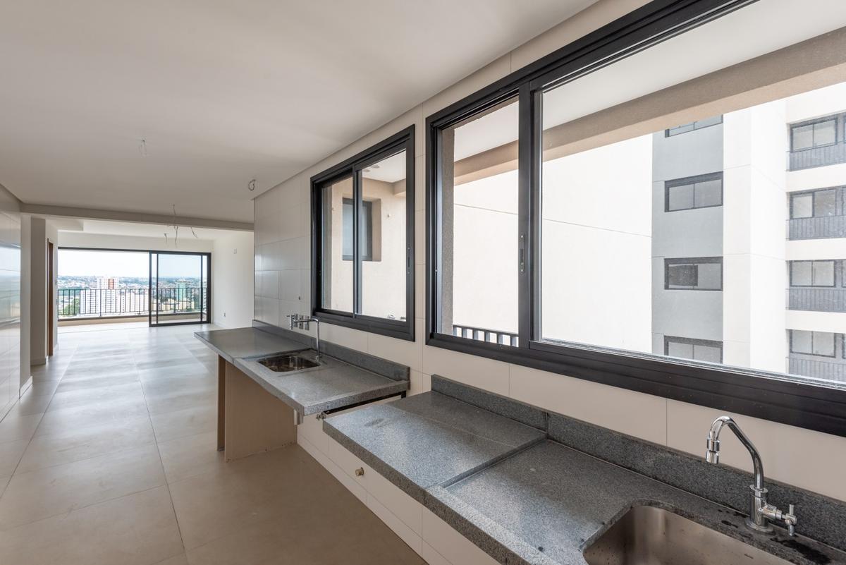 Apartamento, Norte, 4 Quartos, 3 Vagas, 4 Suítes