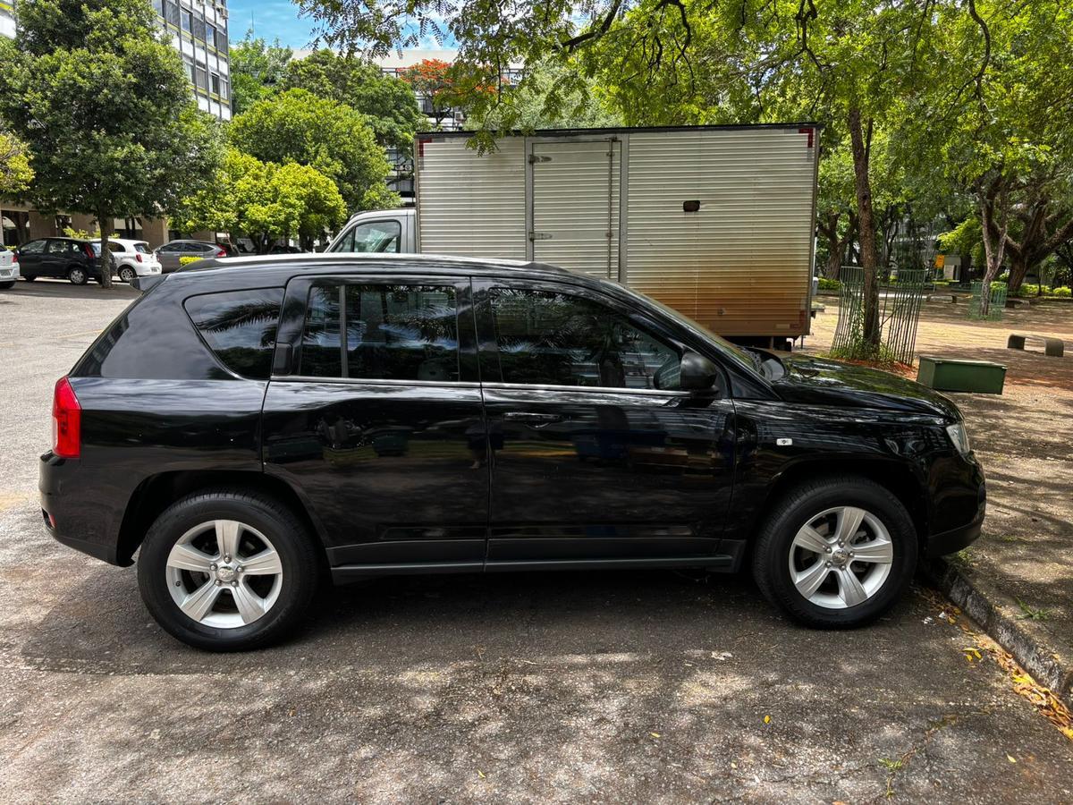 Jeep Compass Sport 2.0 16v 156cv 5p