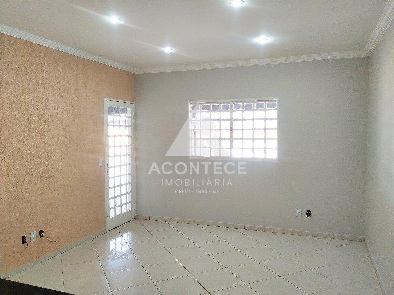 Casa, Riacho Fundo II, 3 Quartos, 2 Vagas, 1 Suíte