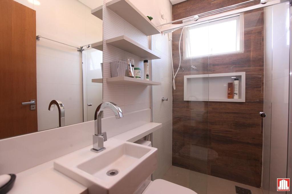 Casa em Condomínio, Região dos Lagos, 5 Quartos, 4 Vagas, 4 Suítes
