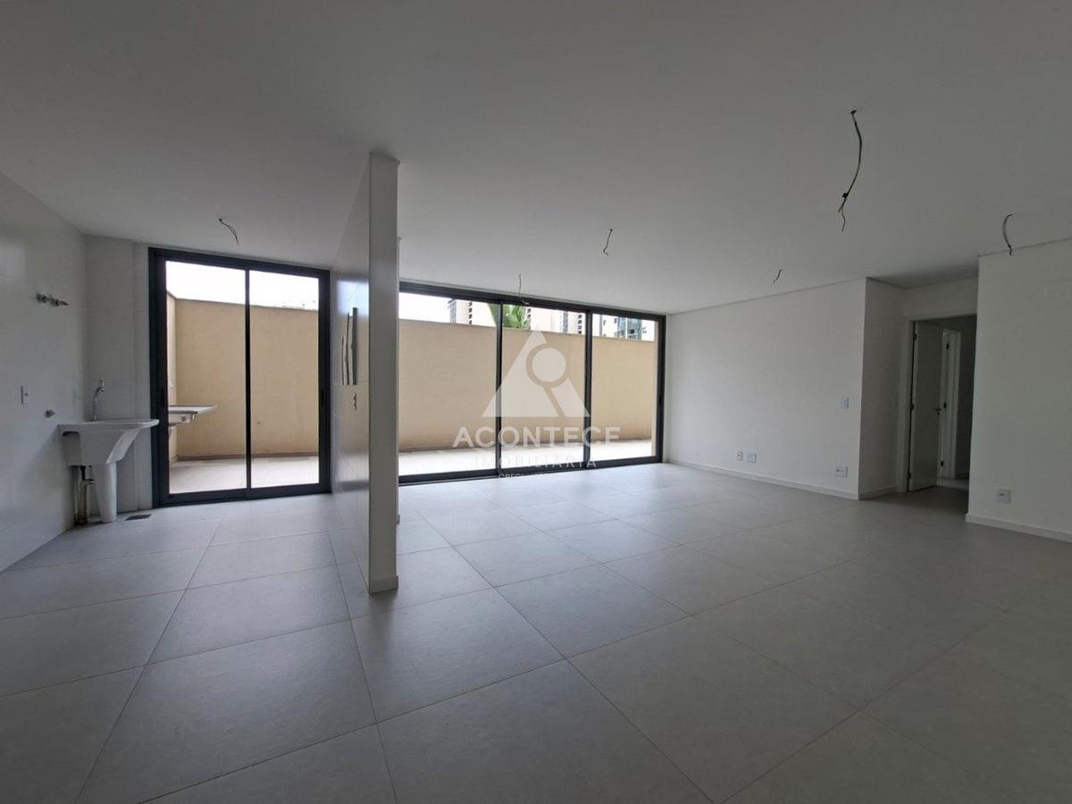 Apartamento, Norte, 4 Quartos, 2 Vagas, 3 Suítes