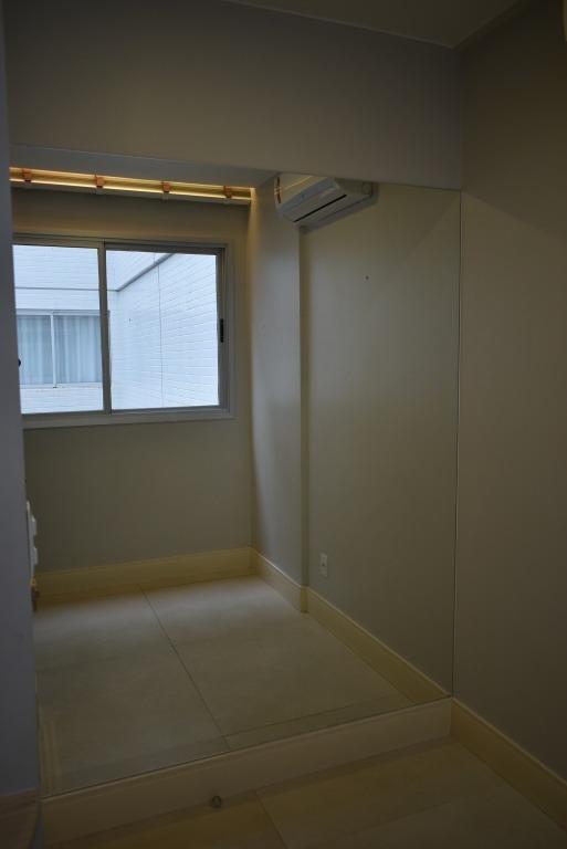 Quitinete, Sudoeste, 1 Quarto, 1 Vaga