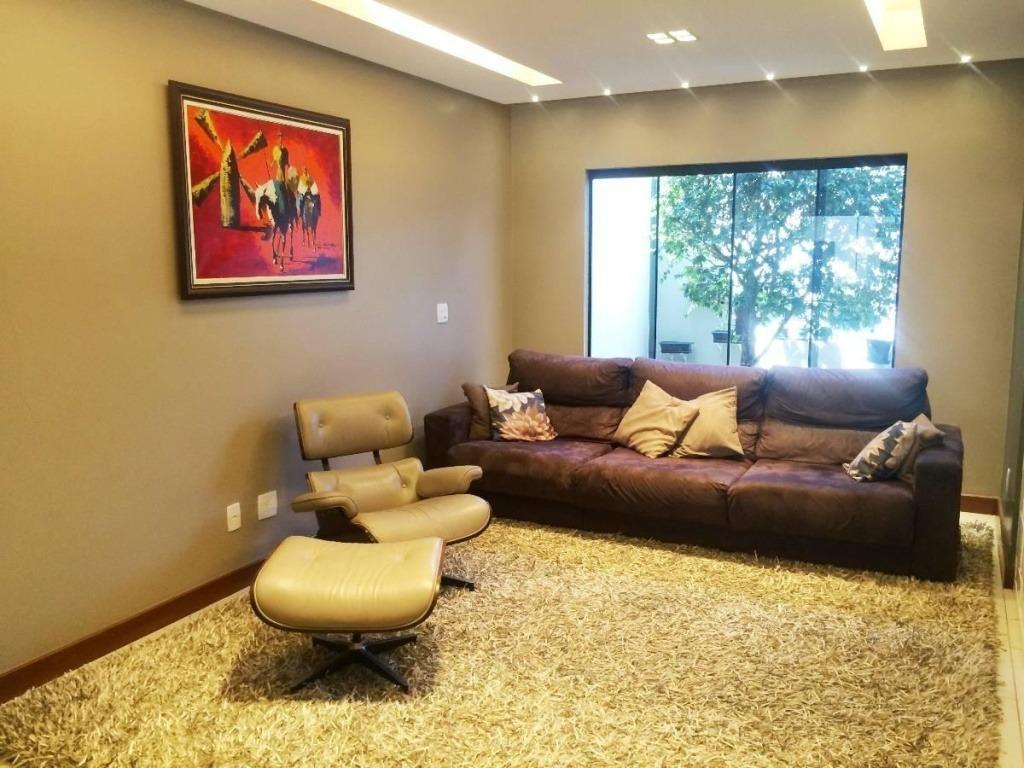 Casa, Taguatinga Norte, 6 Quartos, 4 Vagas, 5 Suítes