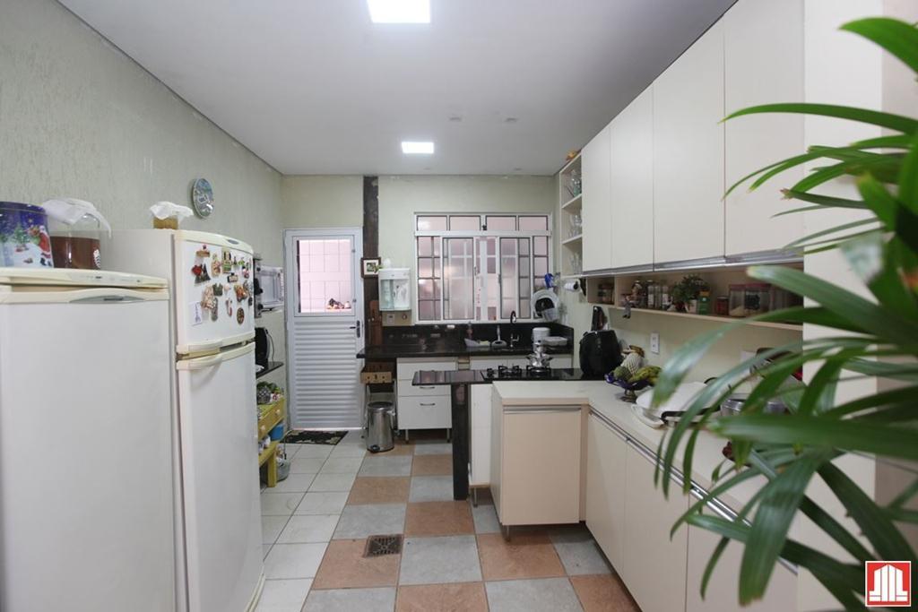 Casa, Região dos Lagos, 4 Quartos, 3 Vagas, 4 Suítes