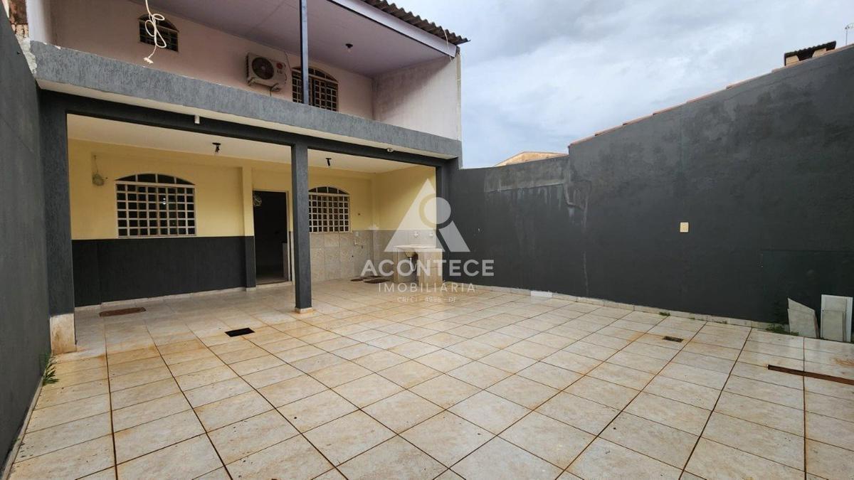 Casa em Condomínio, Residencial Santos Dumont, 4 Quartos, 2 Vagas, 1 Suíte