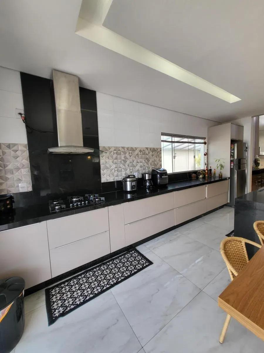 Casa em Condomínio, Setor Habitacional Vicente Pires, 4 Quartos, 5 Vagas, 4 Suítes