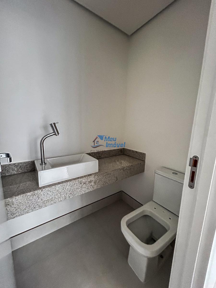 Apartamento, Zona Industrial, 3 Quartos, 2 Vagas, 1 Suíte
