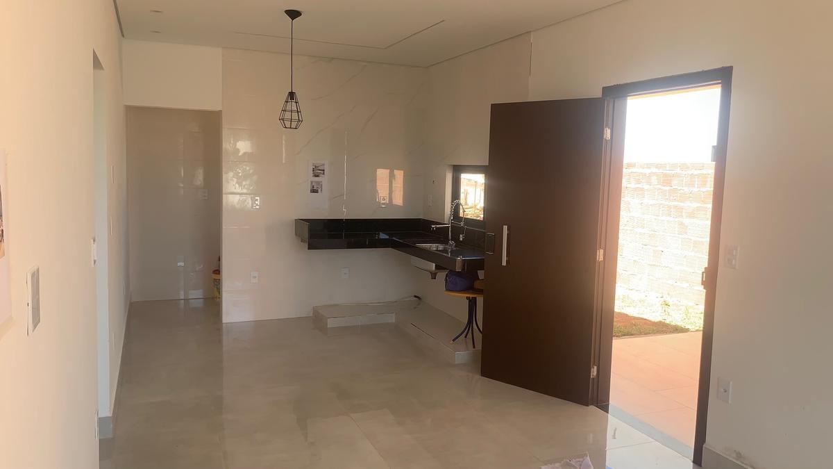Casa, Nova Colina, 2 Quartos, 2 Vagas