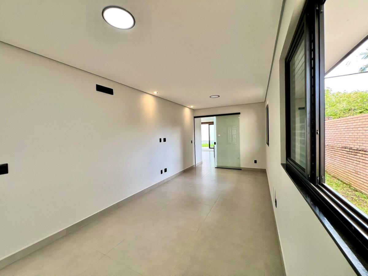 Casa, Granja do Torto, 3 Quartos, 4 Vagas, 1 Suíte
