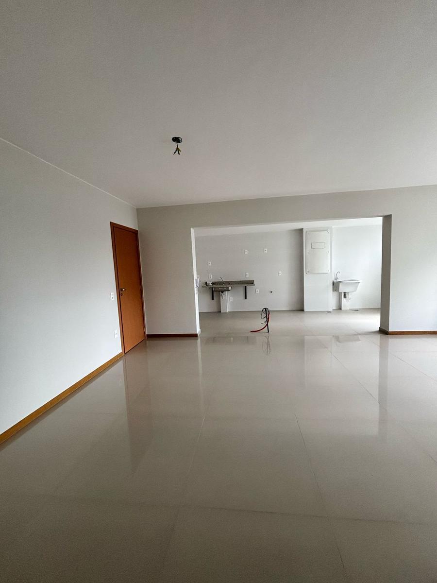 Apartamento, Norte, 3 Quartos, 2 Vagas, 1 Suíte