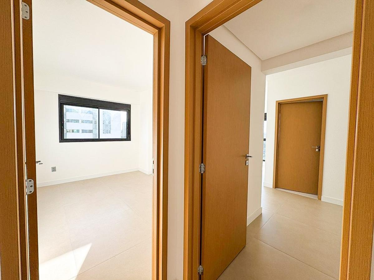 Apartamento, Norte, 4 Quartos, 3 Vagas, 4 Suítes