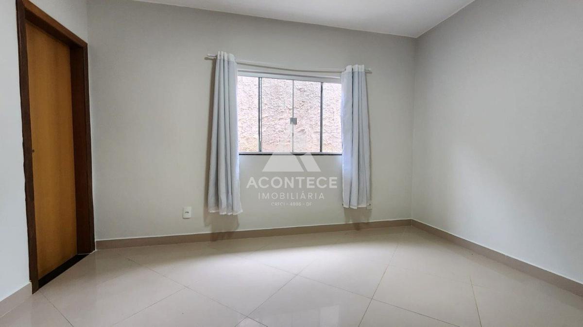 Casa em Condomínio, Brasília/Plano Piloto, 3 Quartos, 4 Vagas, 2 Suítes