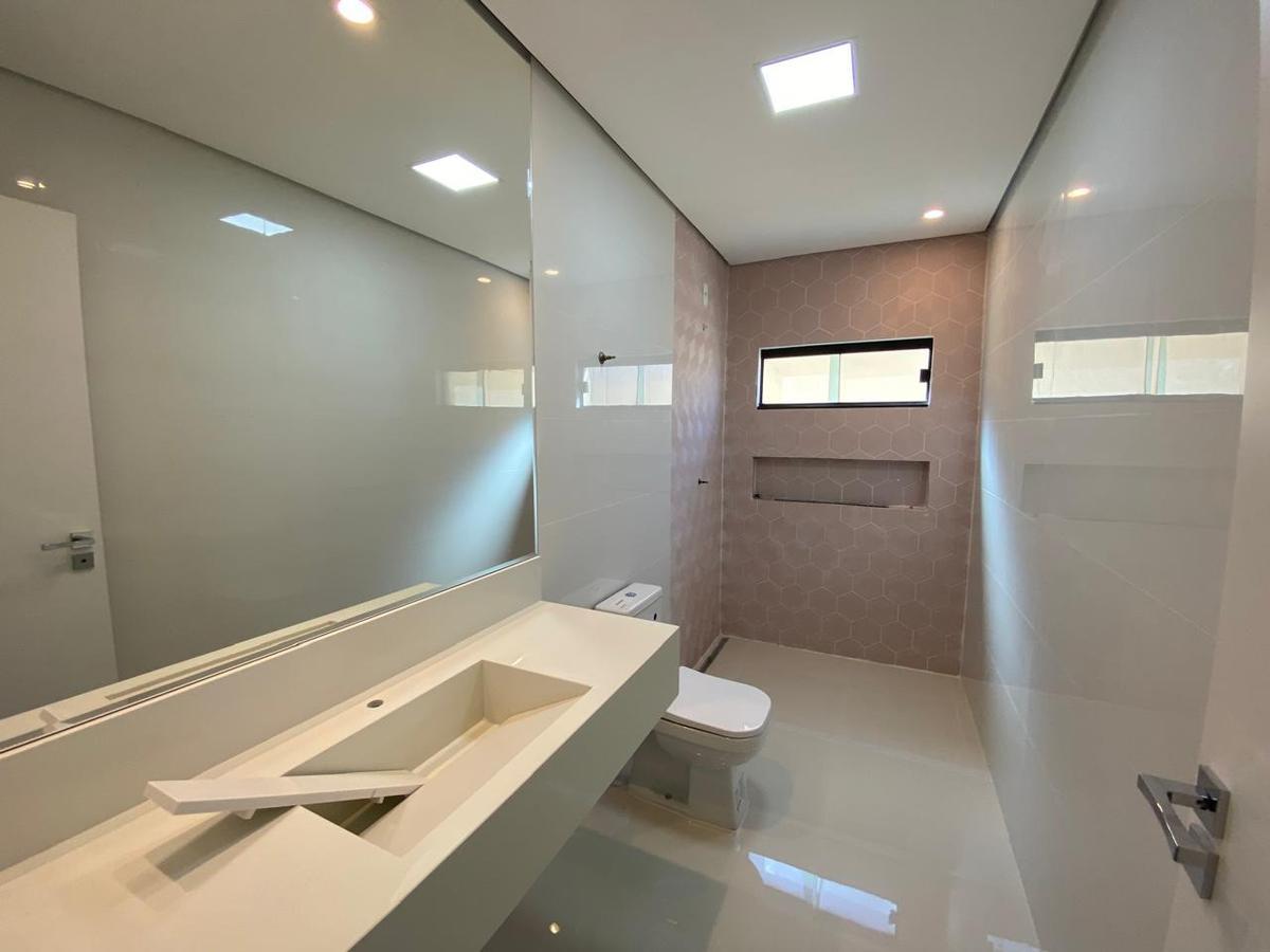 Casa em Condomínio, Setor Habitacional Vicente Pires, 5 Quartos, 5 Vagas, 3 Suítes