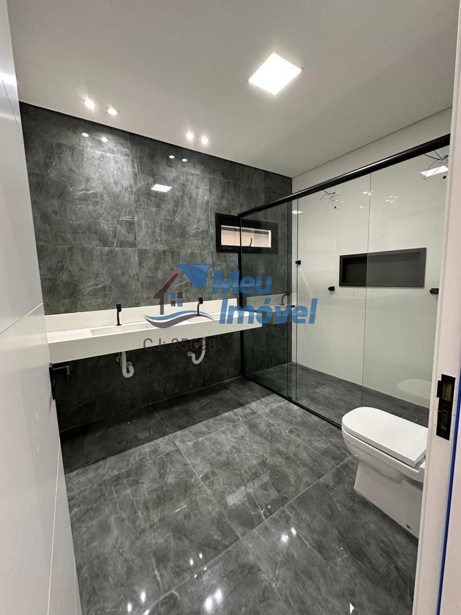 Casa em Condomínio, Setor Habitacional Vicente Pires, 4 Quartos, 4 Vagas, 3 Suítes