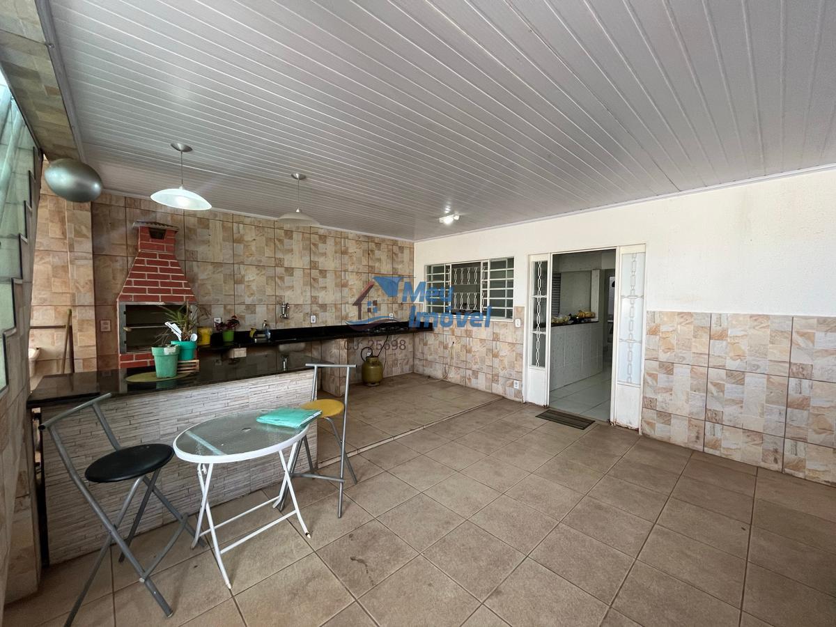 Casa, Candangolândia, 2 Quartos, 3 Vagas, 2 Suítes