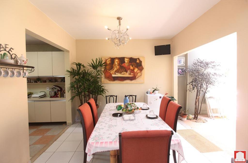 Casa, Região dos Lagos, 4 Quartos, 3 Vagas, 4 Suítes