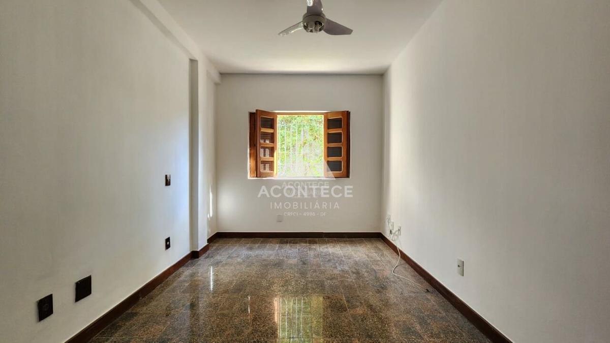 Casa, Asa Sul, 3 Quartos, 2 Vagas, 3 Suítes