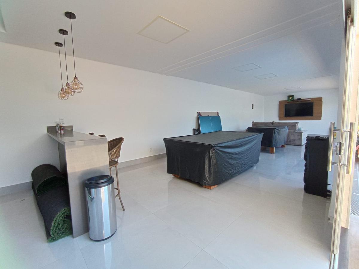 Casa em Condomínio, Brasília/Plano Piloto, 3 Quartos, 4 Vagas, 2 Suítes