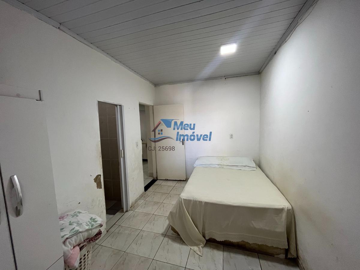 Casa, Candangolândia, 2 Quartos, 3 Vagas, 2 Suítes