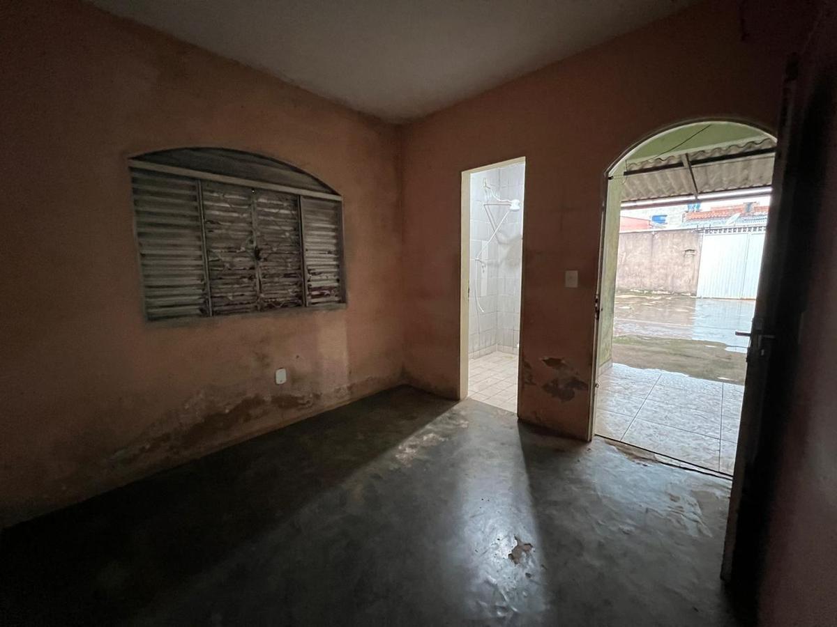 Casa, Samambaia Norte, 2 Quartos, 4 Vagas, 0 Suíte