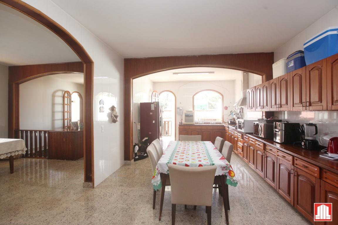 Casa, Sobradinho, 6 Quartos, 3 Vagas, 6 Suítes