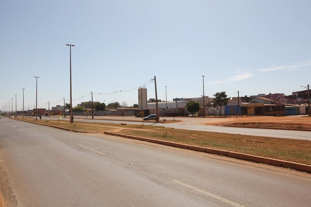 Lote, Riacho Fundo II, 0 Quarto, 0 Vaga, 0 Suíte