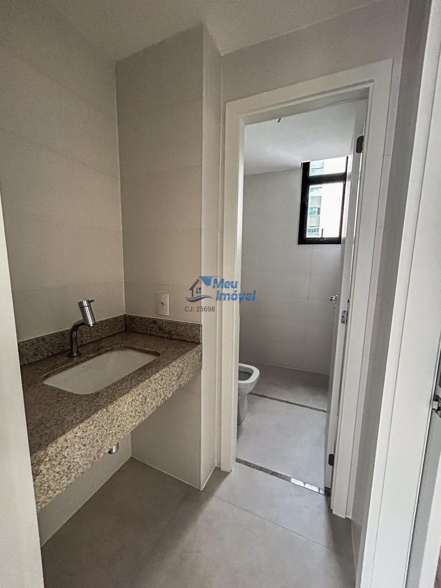 Apartamento, Zona Industrial, 3 Quartos, 2 Vagas, 1 Suíte
