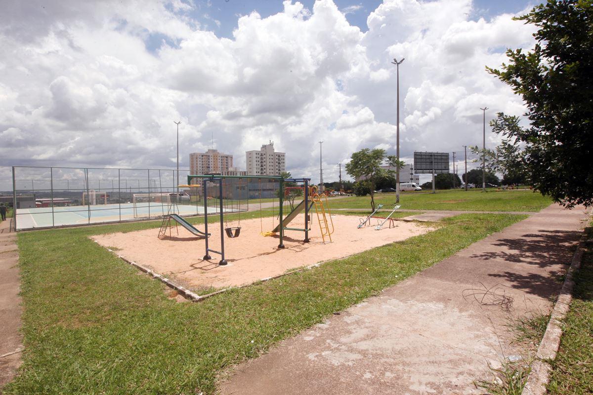 Lote, Samambaia Sul, 0 Quarto, 0 Vaga, 0 Suíte