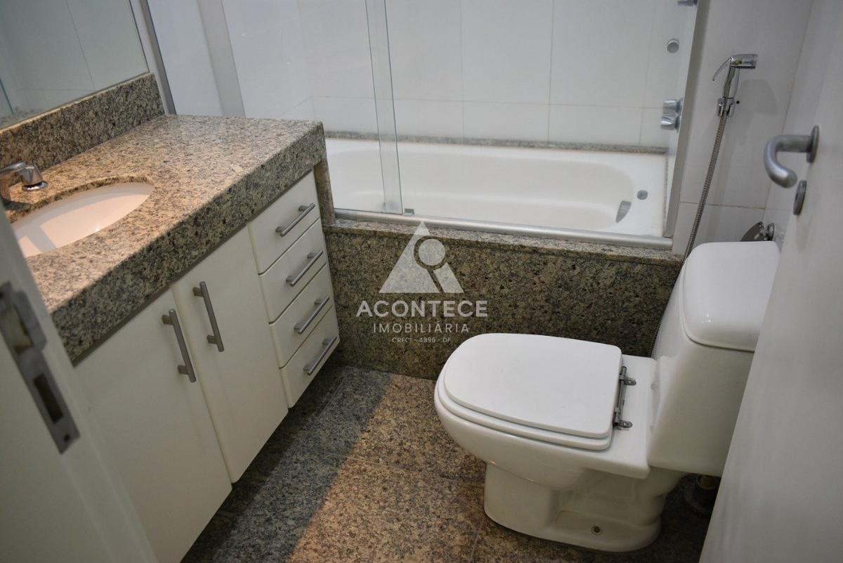Apartamento, Sudoeste, 4 Quartos, 2 Vagas, 2 Suítes
