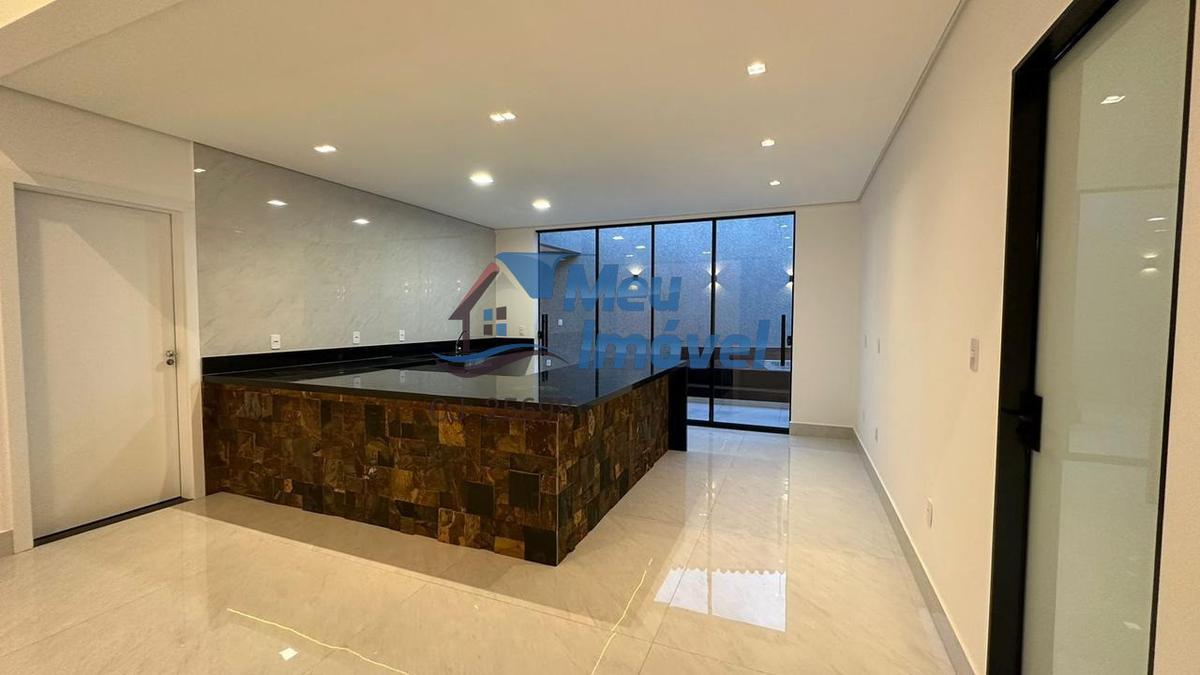 Casa, Brasília/Plano Piloto, 3 Quartos, 2 Vagas, 3 Suítes