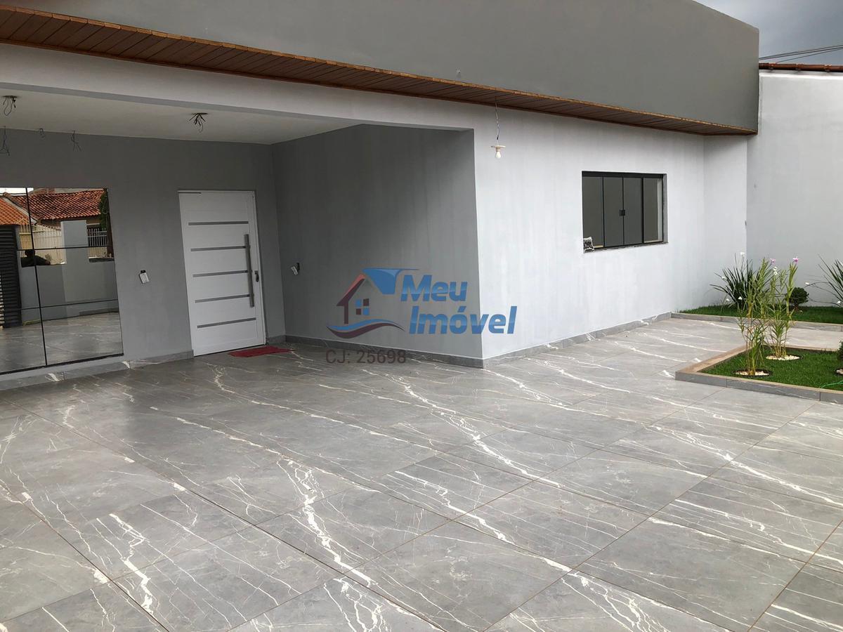 Casa, Taguatinga Norte, 4 Quartos, 2 Vagas, 1 Suíte