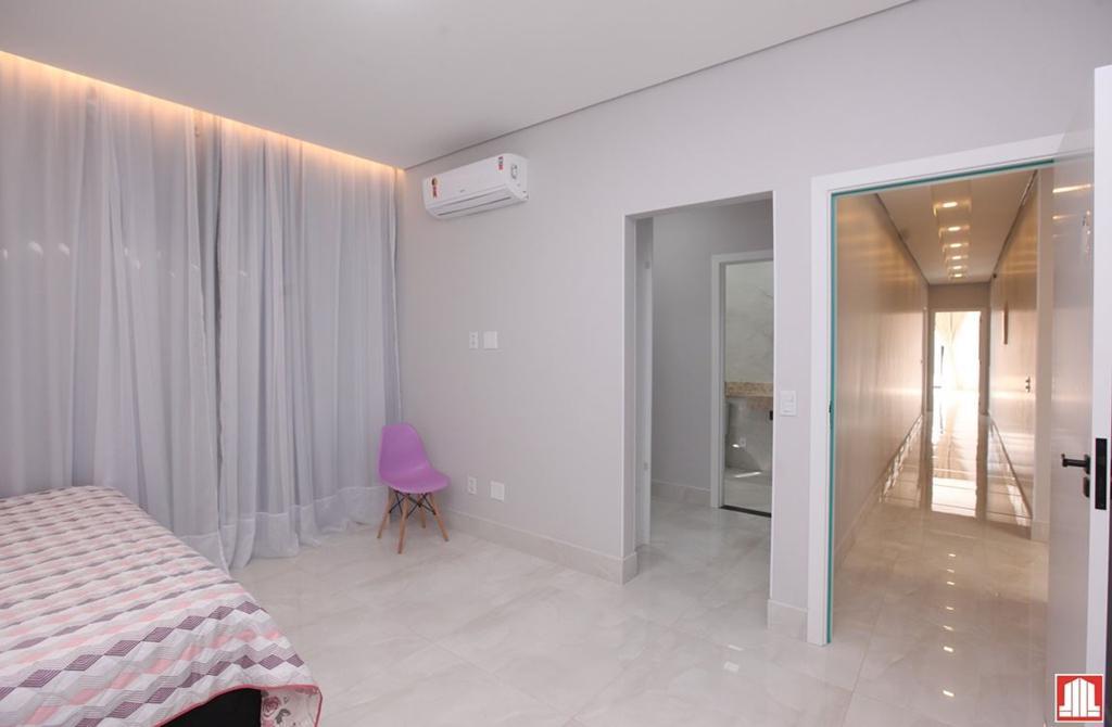 Casa, Vicente Pires, 3 Quartos, 4 Vagas, 3 Suítes