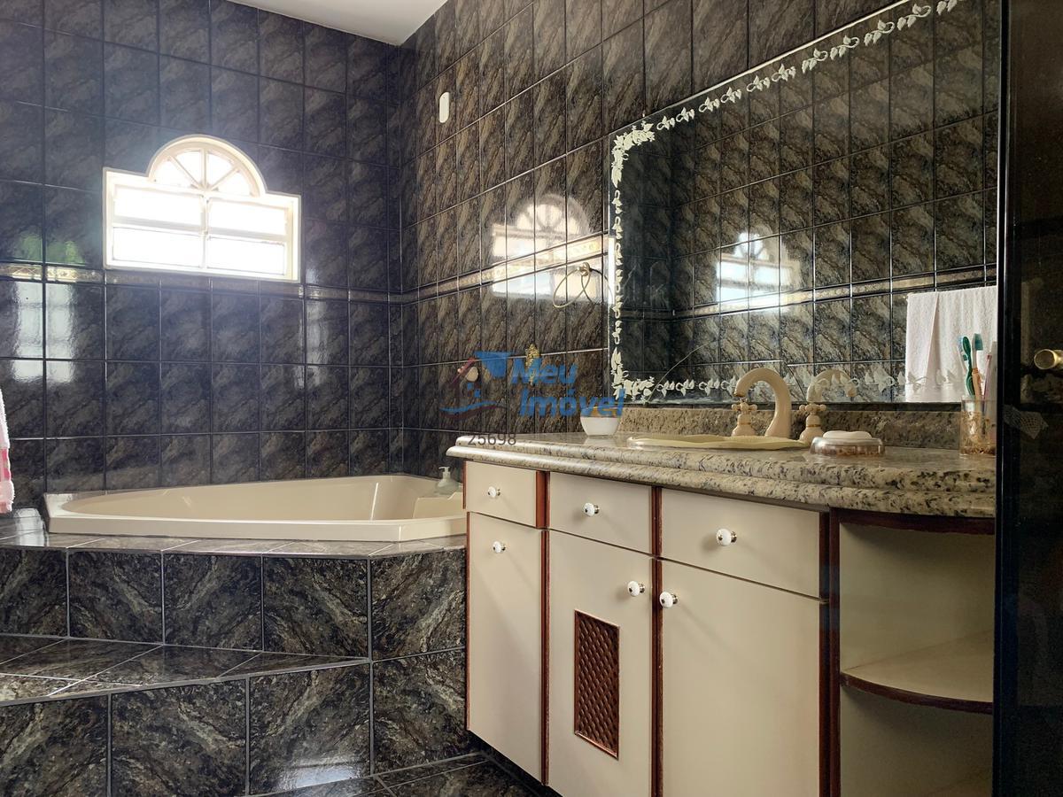 Casa, Brasília/Plano Piloto, 5 Quartos, 2 Vagas, 5 Suítes