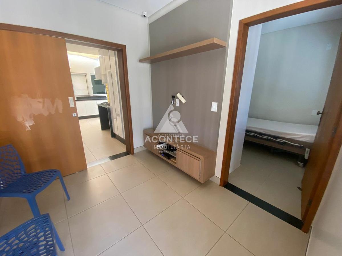 Casa, Asa Norte, 4 Quartos, 1 Vaga, 2 Suítes