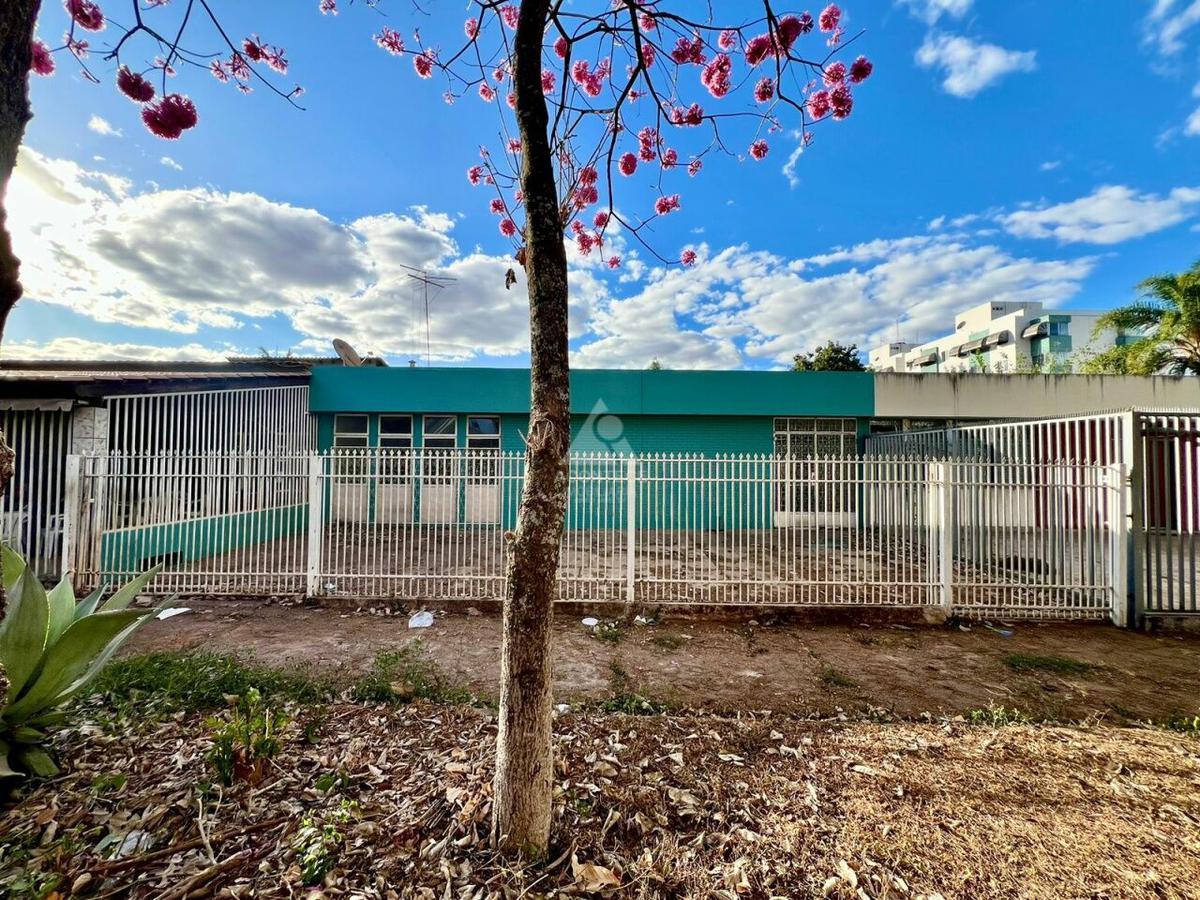 Casa, Asa Norte, 4 Quartos, 6 Vagas, 2 Suítes