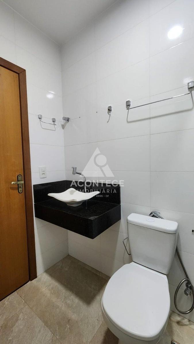 Casa em Condomínio, Brasília/Plano Piloto, 3 Quartos, 4 Vagas, 2 Suítes