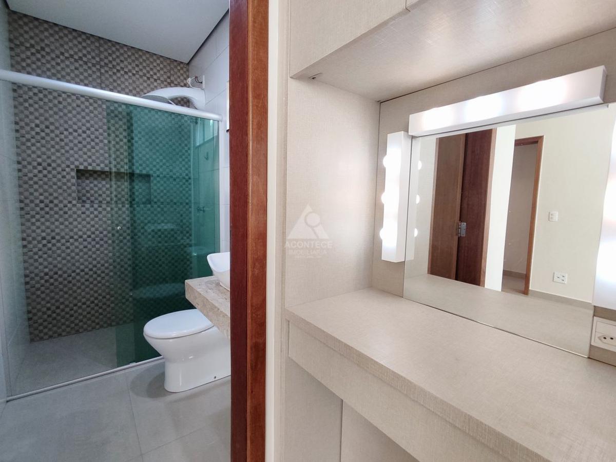 Casa, Guará II, 4 Quartos, 4 Vagas, 3 Suítes