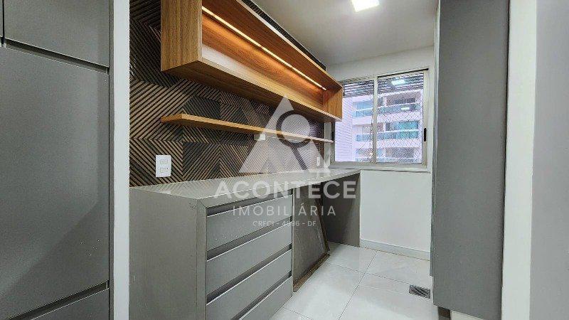 Apartamento, Zona Industrial, 4 Quartos, 1 Suíte