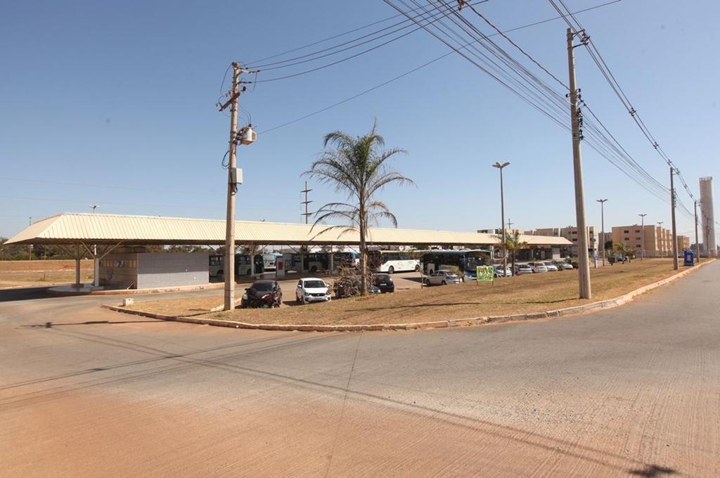 Lote, Riacho Fundo II, 0 Quarto, 0 Vaga, 0 Suíte