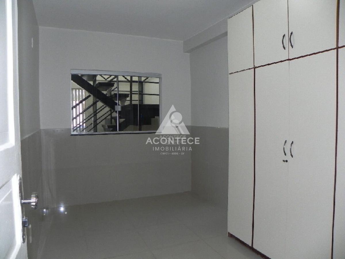 Casa, Candangolândia, 7 Quartos, 1 Vaga, 1 Suíte