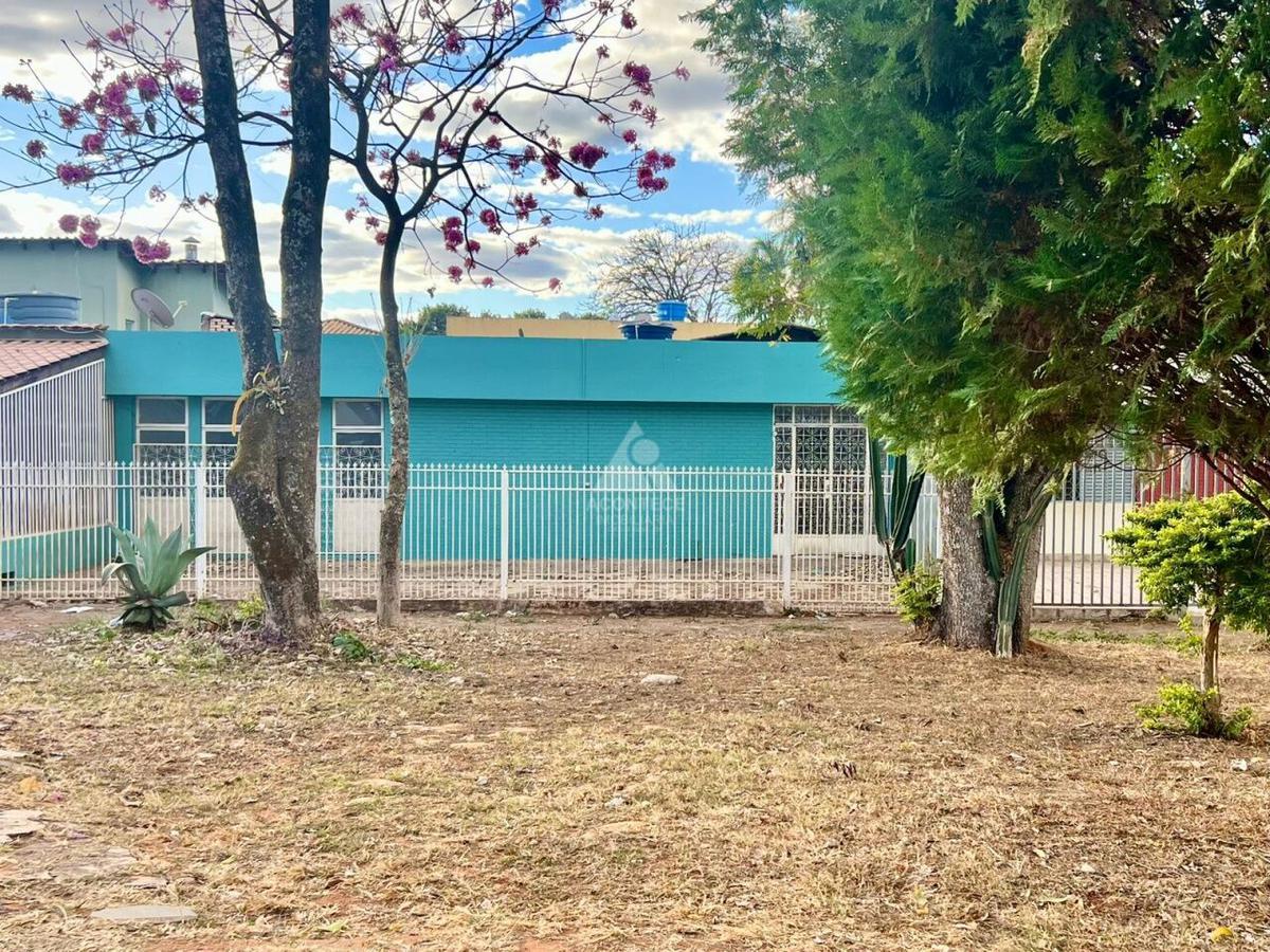 Casa, Asa Norte, 4 Quartos, 6 Vagas, 2 Suítes