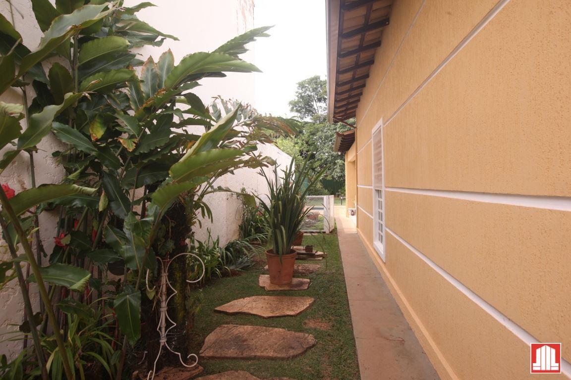 Casa, Lago Norte, 4 Quartos, 2 Vagas, 3 Suítes