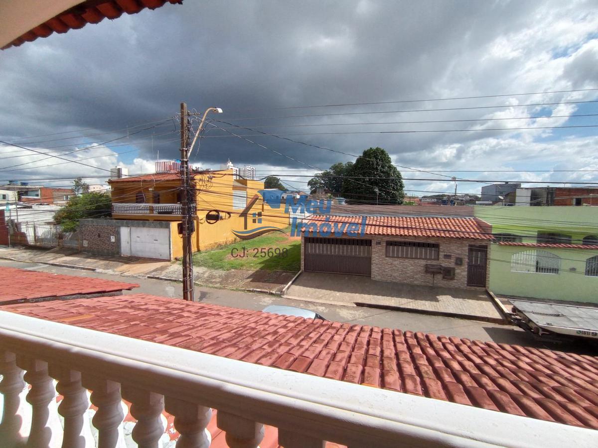Casa, Ceilândia Norte, 5 Quartos, 4 Vagas, 0 Suíte